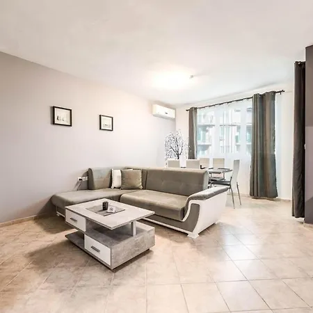 Lägenhet 2 Bedroom Near Kabakum Varna