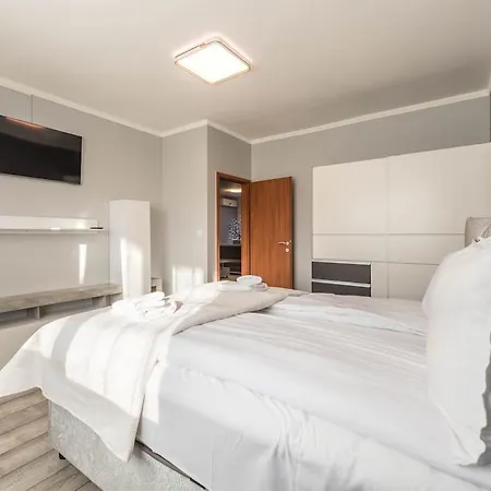 2 Bedroom Near Kabakum
