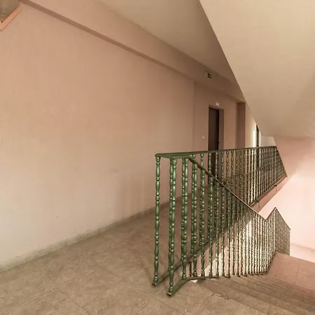2 Bedroom Near Kabakum *