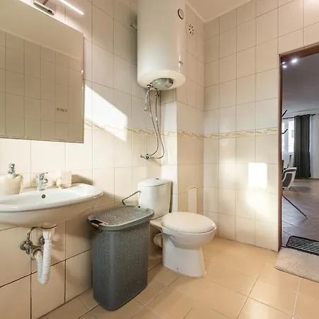 2 Bedroom Near Kabakum *