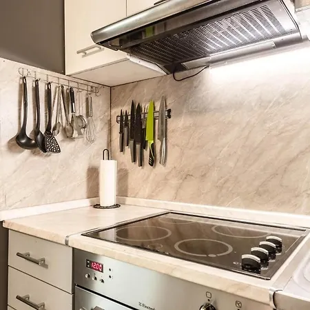 2 Bedroom Near Kabakum Apartment Warna