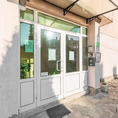 2 Bedroom Near Kabakum Warna